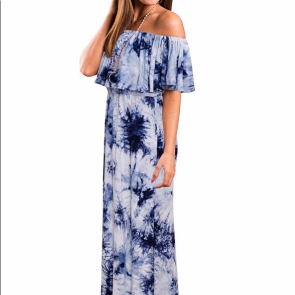 NWOT Off the shoulder tie-dye maxi dress
